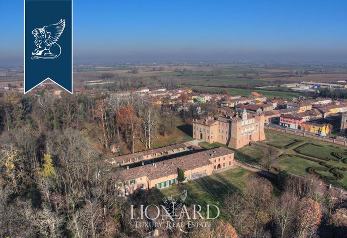 Image No.4-6 Bed Villa for sale