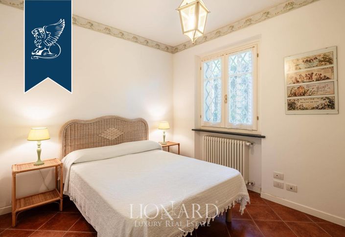 Image No.8-3 Bed Villa for sale