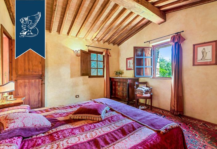 Image No.30-6 Bed Hotel for sale