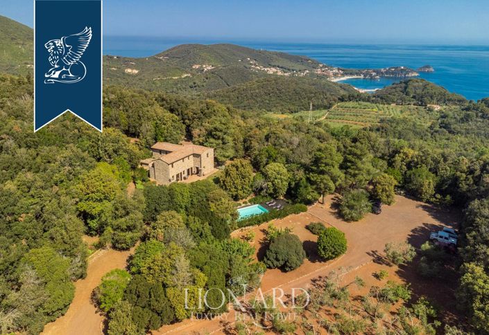 Image No.4-6 Bed Hotel for sale