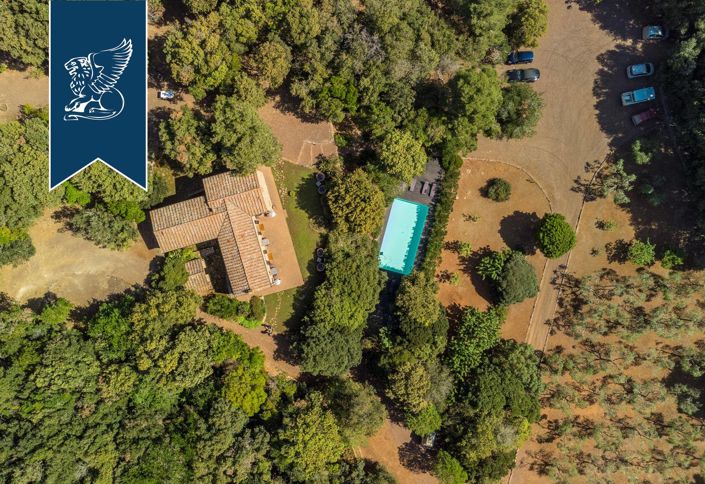 Image No.44-6 Bed Hotel for sale