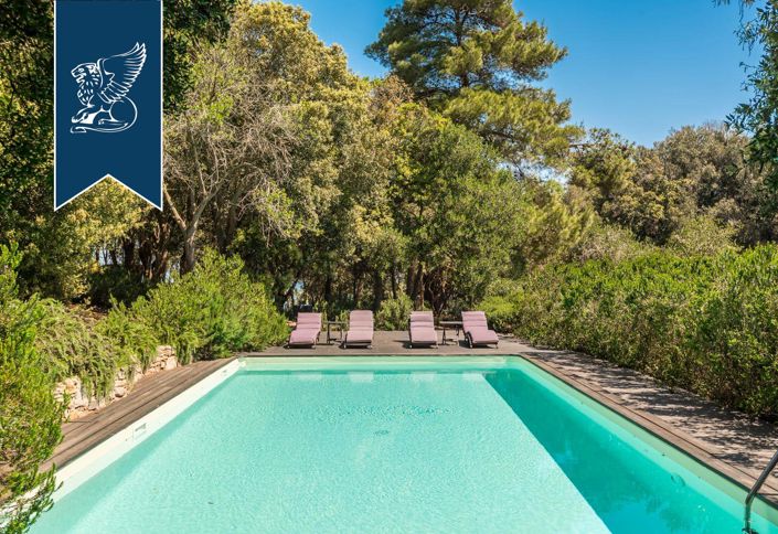 Image No.8-6 Bed Hotel for sale