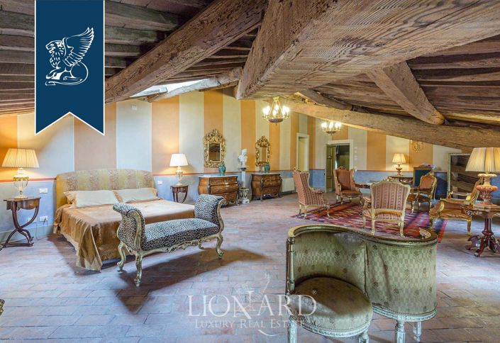 Image No.42-35 Bed Villa for sale