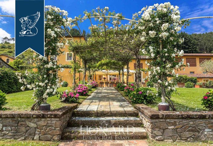 Image No.47-35 Bed Villa for sale