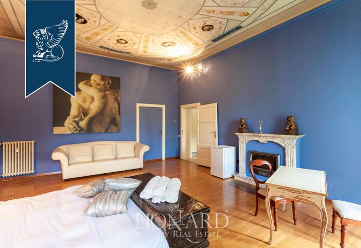 Image No.43-8 Bed Villa for sale
