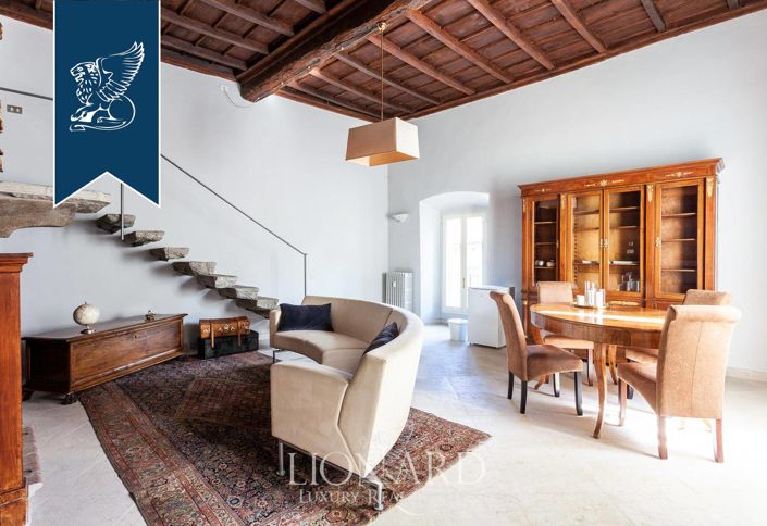 Image No.48-8 Bed Villa for sale