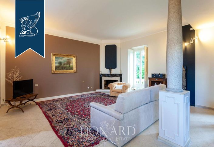 Image No.58-8 Bed Villa for sale