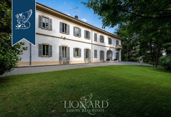 Image No.7-8 Bed Villa for sale