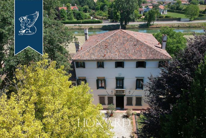 Image No.5-6 Bed Villa for sale