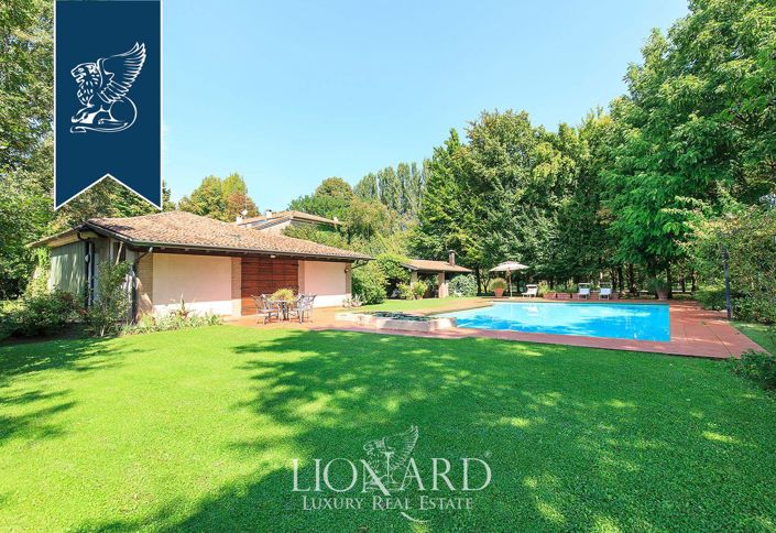 Image No.6-4 Bed Villa for sale