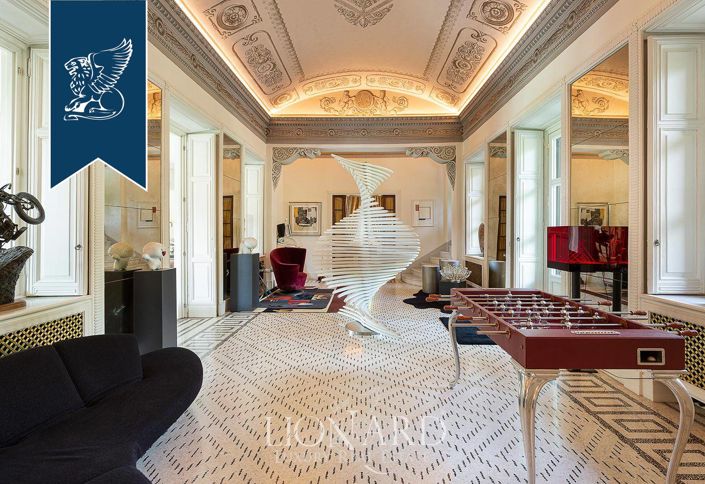 Image No.20-7 Bed Villa for sale