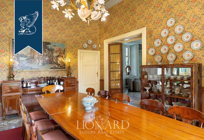 Image No.25-7 Bed Villa for sale