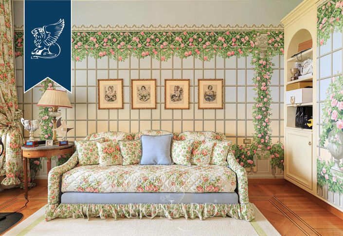 Image No.49-7 Bed Villa for sale