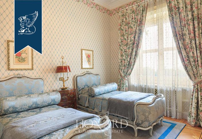 Image No.56-7 Bed Villa for sale