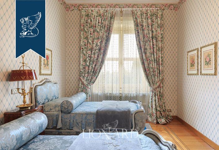 Image No.57-7 Bed Villa for sale