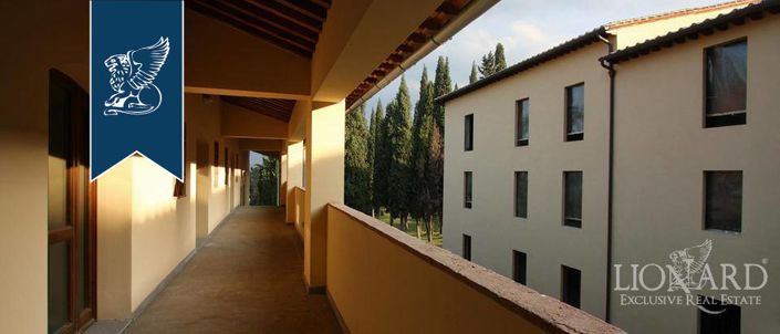 Image No.8-5 Bed Villa for sale