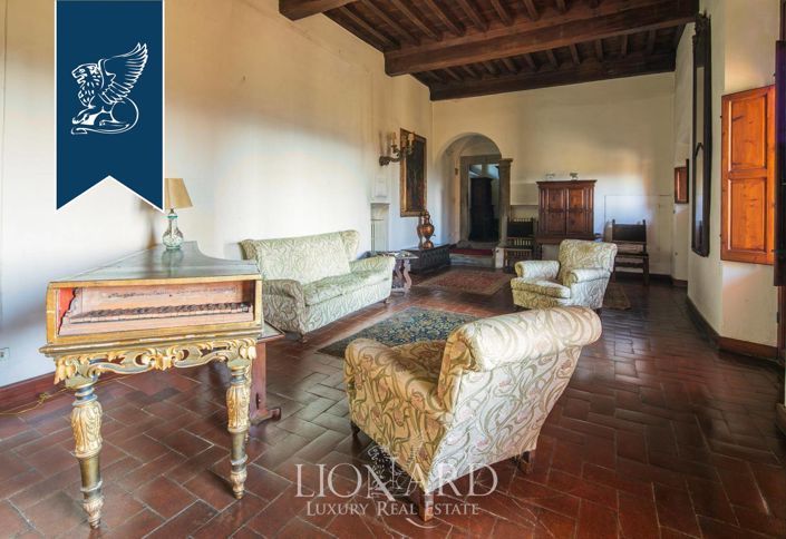 Image No.16-5 Bed Villa for sale