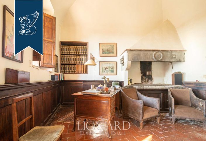 Image No.18-5 Bed Villa for sale