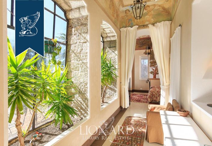 Image No.21-8 Bed Villa for sale
