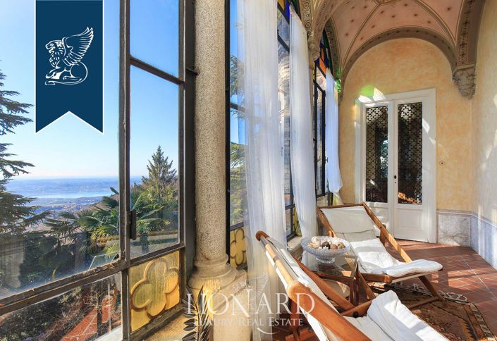 Image No.23-8 Bed Villa for sale