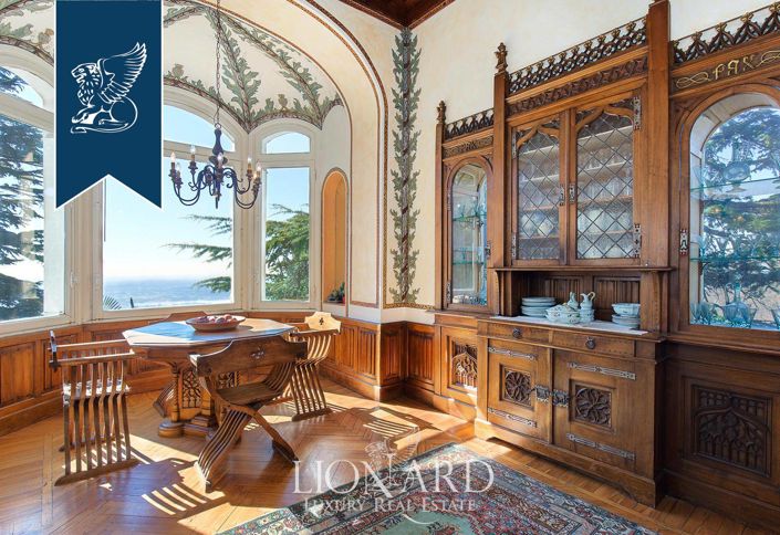 Image No.30-8 Bed Villa for sale