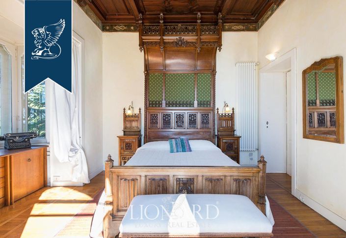 Image No.42-8 Bed Villa for sale