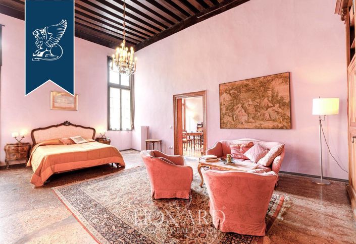 Image No.4-4 Bed Apartment for sale