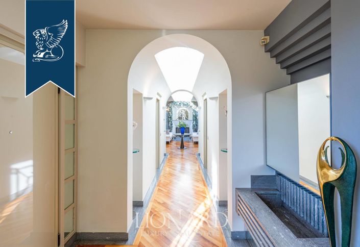 Image No.25-4 Bed Apartment for sale