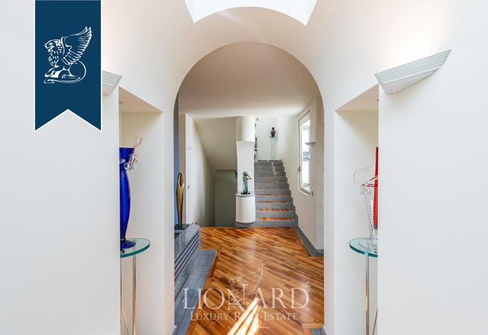 Image No.29-4 Bed Apartment for sale