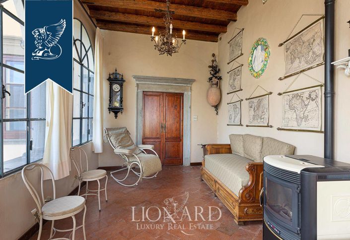 Image No.20-9 Bed Villa for sale