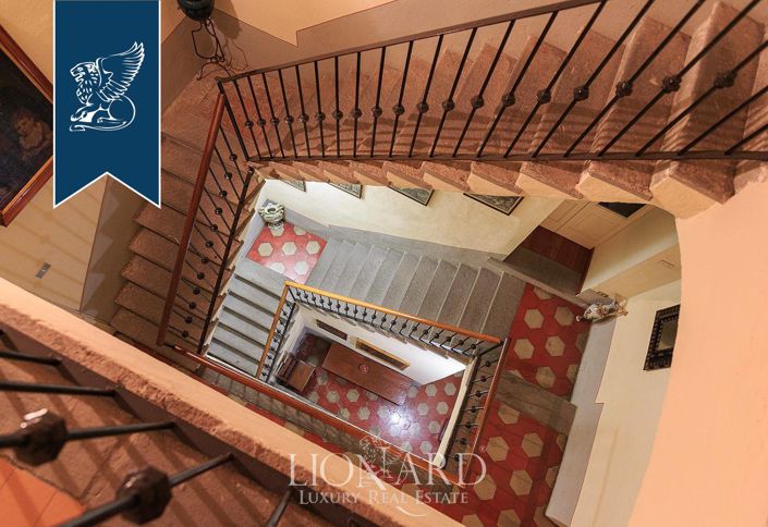 Image No.29-9 Bed Villa for sale
