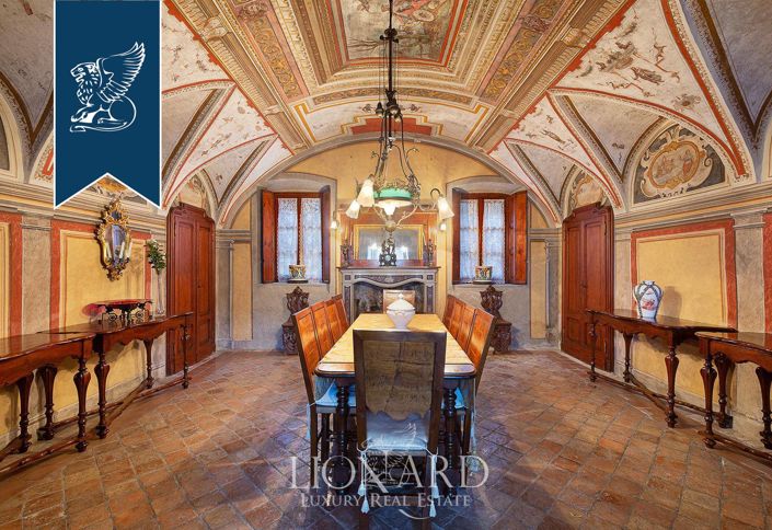 Image No.31-9 Bed Villa for sale