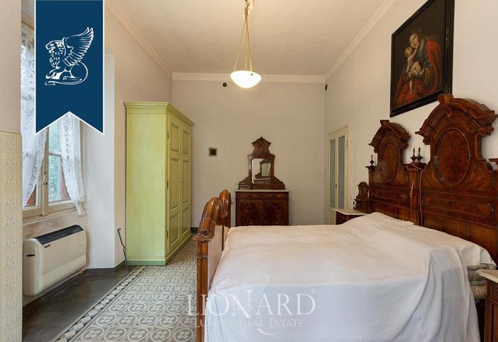 Image No.48-9 Bed Villa for sale