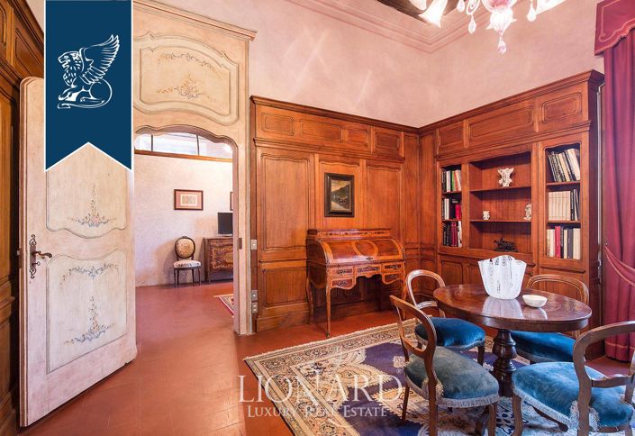 Image No.31-24 Bed Property for sale