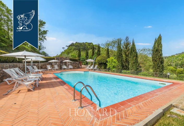 Image No.3-20 Bed Farmhouse for sale
