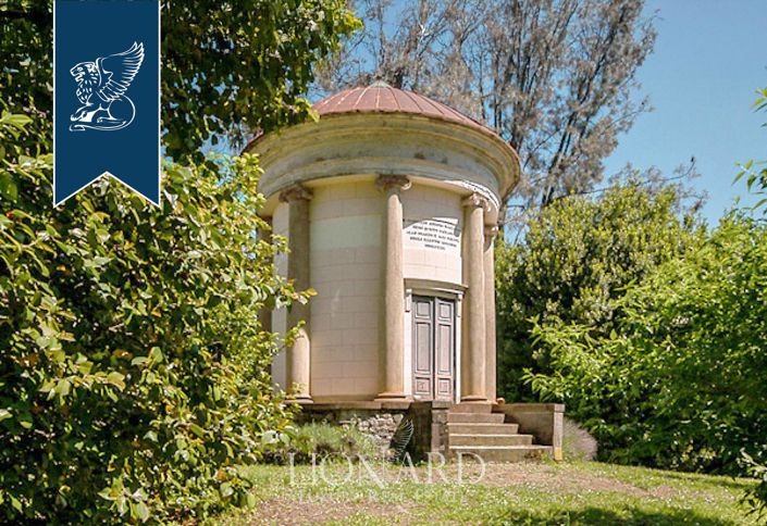 Image No.5-5 Bed Villa for sale