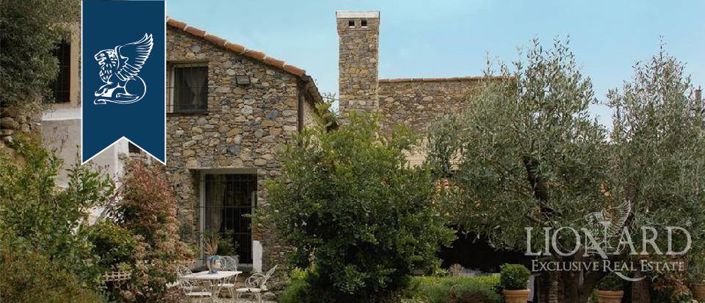 Image No.3-5 Bed Villa for sale