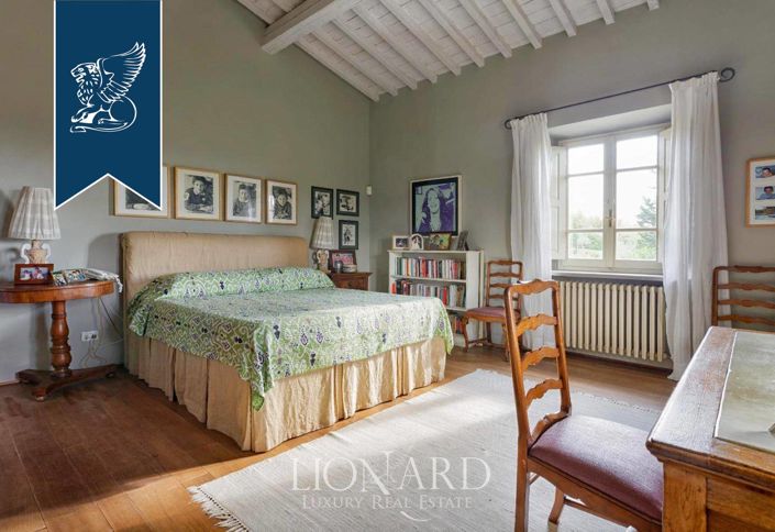Image No.19-5 Bed Country House for sale