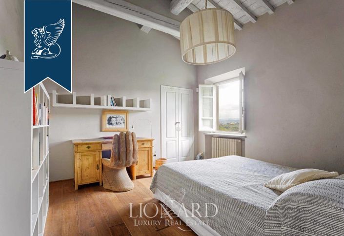 Image No.20-5 Bed Country House for sale