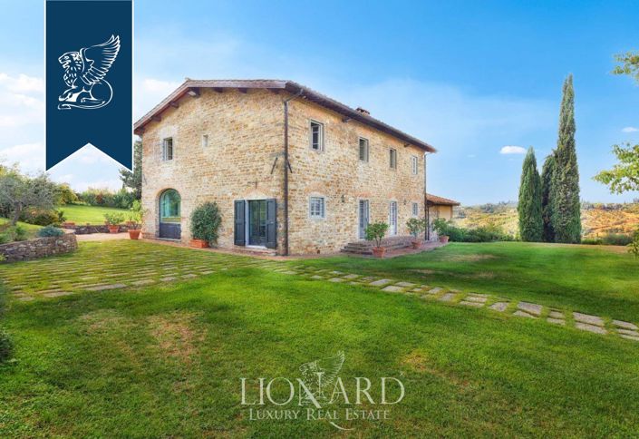 Image No.8-5 Bed Country House for sale