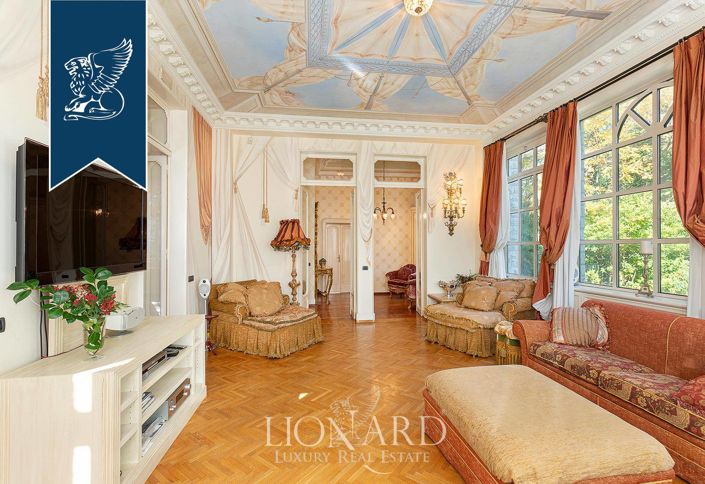 Image No.20-7 Bed Villa for sale