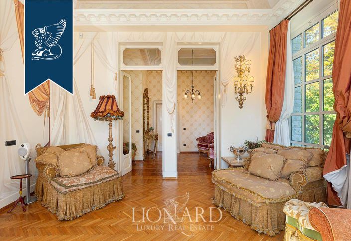 Image No.23-7 Bed Villa for sale