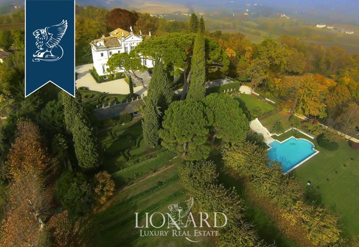 Image No.17-6 Bed Villa for sale