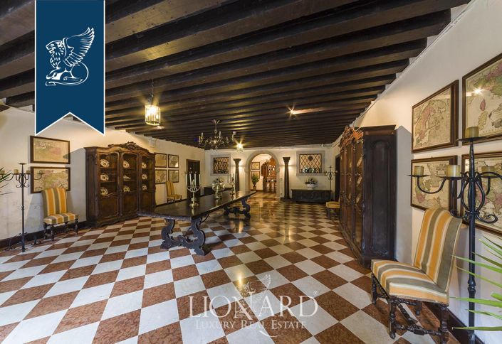 Image No.24-6 Bed Villa for sale