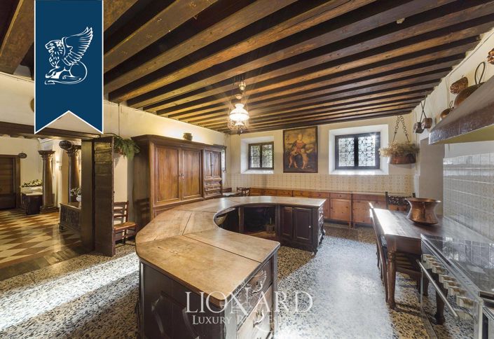 Image No.29-6 Bed Villa for sale