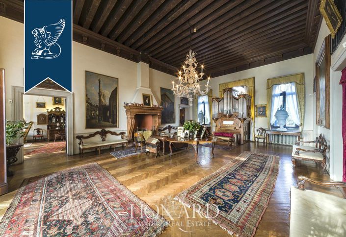 Image No.34-6 Bed Villa for sale