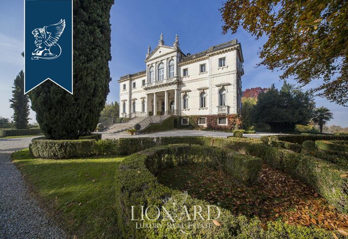 Image No.5-6 Bed Villa for sale