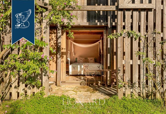 Image No.7-7 Bed Villa for sale