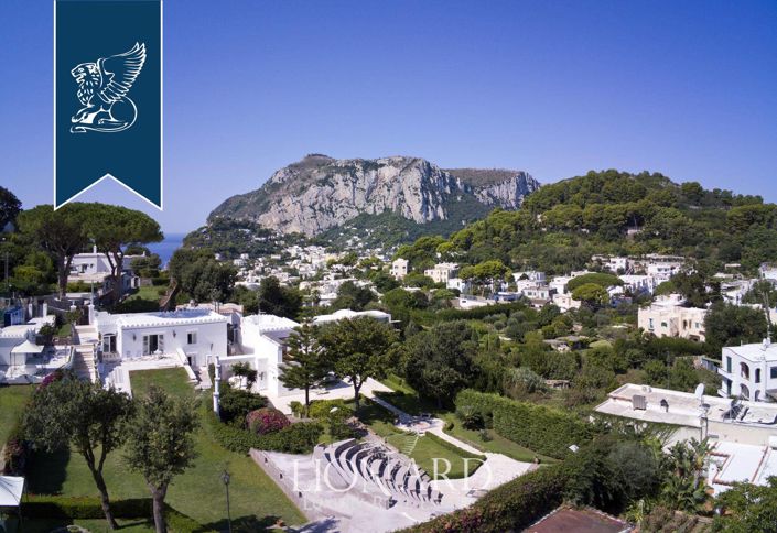 Image No.2-Villa de 10 chambres à vendre à Capri