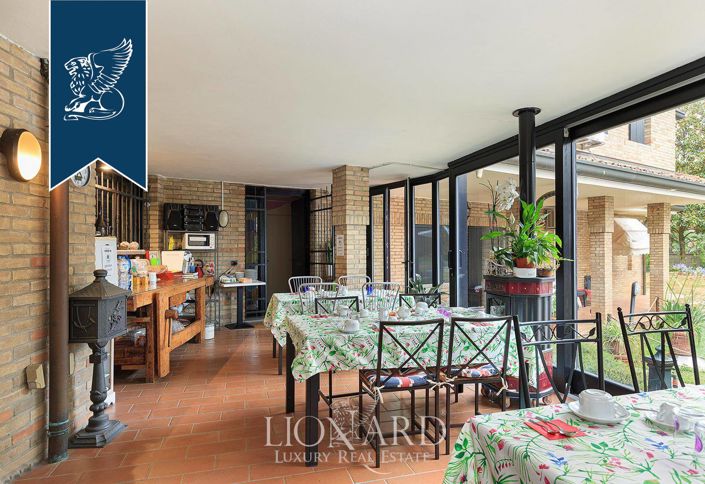 Image No.17-4 Bed Villa for sale